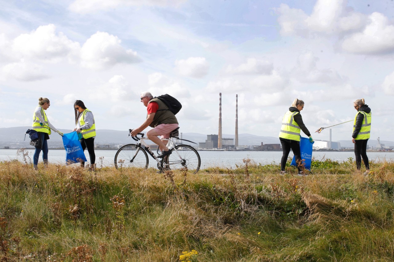 Over 200 Coca-Cola employees took time out of their busy work schedules on Friday to help clean-up Ireland’s coastline. Employees took part in six beaches cleans across the island to help remove marine litter from Ireland’s coastline - with 40 employees participating at Dublin’s Bull Island. 
An outstanding XX bags and XX tonnes of litter were removed from the six beaches over the course of the day thanks to the trojan effort of volunteers. 
The volunteering initiative, which took place ahead of next weekend’s Big Beach Clean event, is part of the company’s ongoing strategy to achieve a world without waste. 
For more information visit ie.coca-colahellenic.com | www.coca-cola.ie.